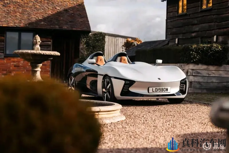 十八摸APP：智能驾驶新突破，汽车服务神器来袭-1