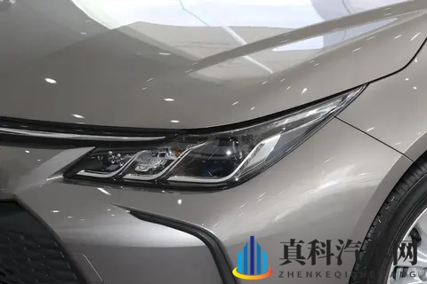 选车丨要外观时尚油耗低，卡罗拉是较好选择吗？全方面试驾评测！-3