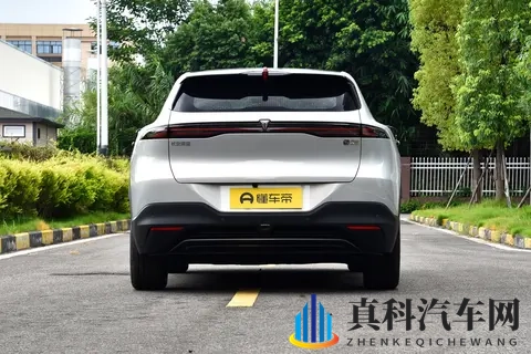 15万级纯电SUV怎么选?看深蓝S05620Ultra纯电版-1