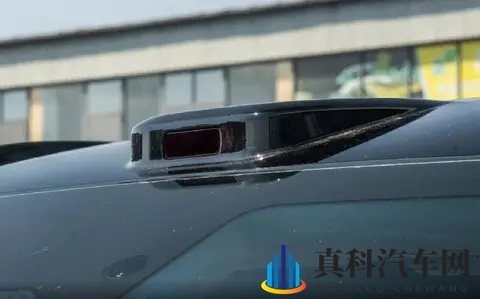 深蓝S09对比领克900：30万预算买哪款更值得？-3