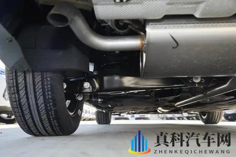 试驾星瑞全新东方曜：家用均衡之选，67万销量背后的细节-3