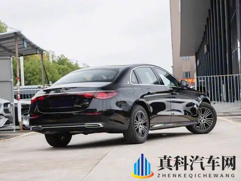 奔驰变相降价？奔驰E级推入门版车型，4299万元减配了哪些配置？-2