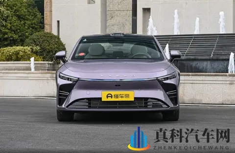 电动轿车全能选手咋炼成的?试驾2025款星纪元ES Ultra四驱旗舰版-3