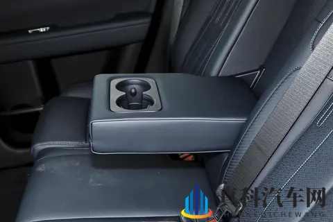 方程豹钛7 2025款 200KM两驱Max版:智能豪华SUV的价值新标杆-2