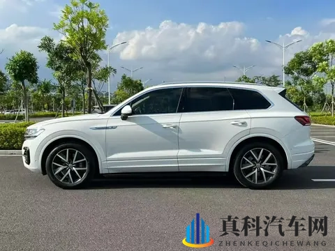 20万拿下大众途锐,30T+V6引擎,圆你一个SUV梦?-2