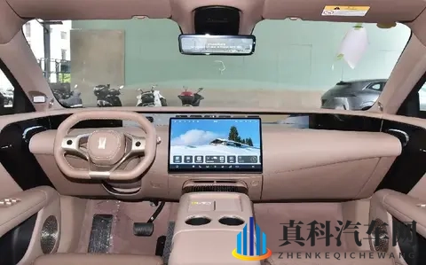 豪华智能新体验！阿维塔07 以全能配置打造高端纯电出行-1