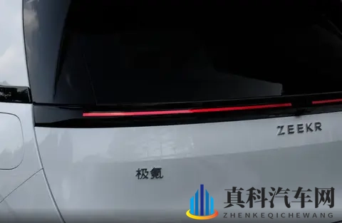 男女差差差的APP:汽车科技新潮流:定制化服务APP引领驾驶革命-3