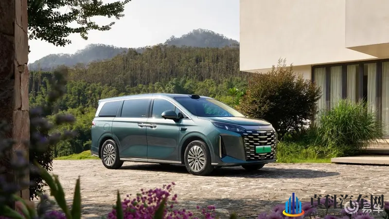 “家庭头等舱”，比亚迪2026款夏来了-1