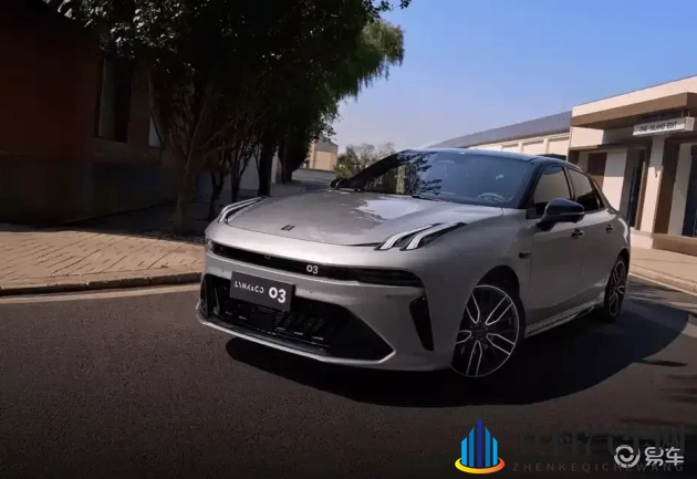 把手脚绑上拿刷子刷尿道孔的：汽车保养新招：创新技术深度清洁尿道孔-2