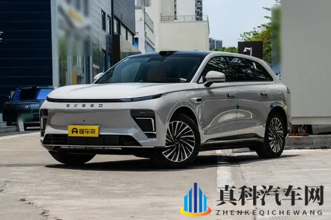 20万级C级SUV，增程纯电都有，11月购车看2025 款星纪元 ET-2