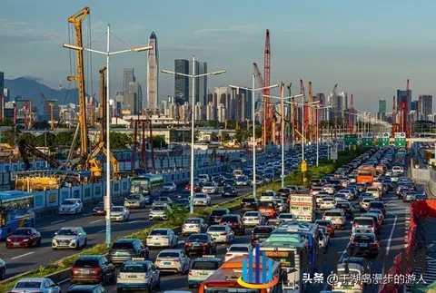 新手开车不慌！3步适配+4控车准则，避5个致命坑，1周练出稳手感-1