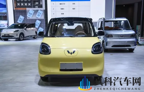 宏光MINIEV四门版448万起，745L大空间，后排应急，丐版性价比高-3