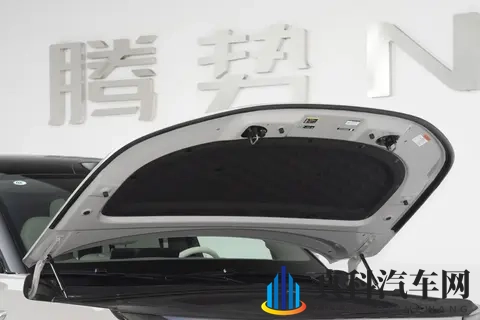 39秒破百的国产6座SUV，综合续航1300km，实力如何？-3