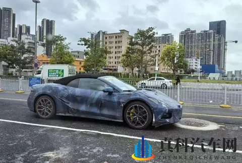 【E汽车】腾势Z敞篷版路试谍照曝光-3