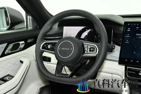 全系四驱+大五座,2026款领克09该买哪个配置?-1