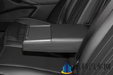 福特蒙迪欧:打破合资B级车动力与配置不可兼得的困境-2