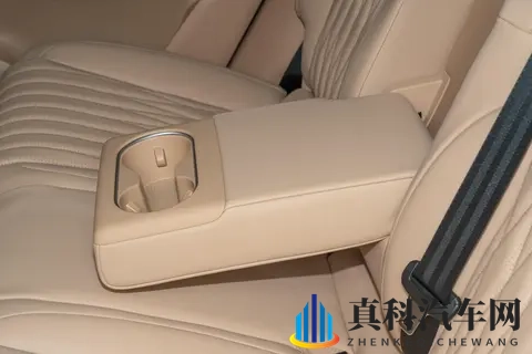 星纪元ET 2025款 增程版 Pro高速辅助驾驶:均衡表现下的家用新选择-1