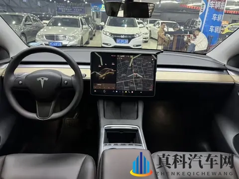 16万多拿下特斯拉Model Y，告别里程焦虑，这价格香不香？-3