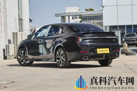 10-15万买紧凑级燃油车,领克03值得冲!为啥推荐你看看?-1