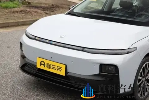 捷途X70L vs 东风风神L8 谁更符合家庭用户所需？-1