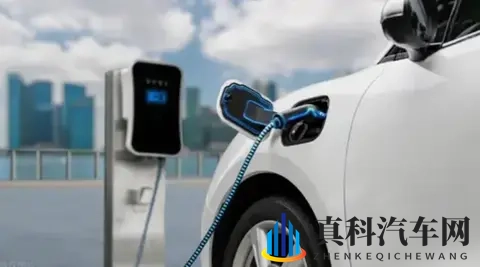 新能源车充电：每天充还是用完充？搞错真会毁电池-2