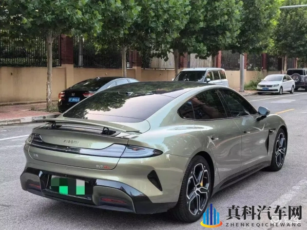 少妇亲子伦ininXXX:时尚汽车出行之道:兼顾时尚与实用-1