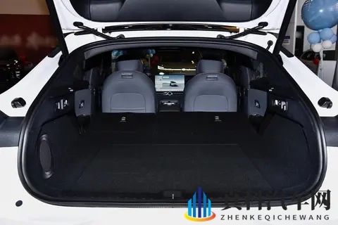 换车别着急！中大型轿车卷王来了，空间配置都拉满-3