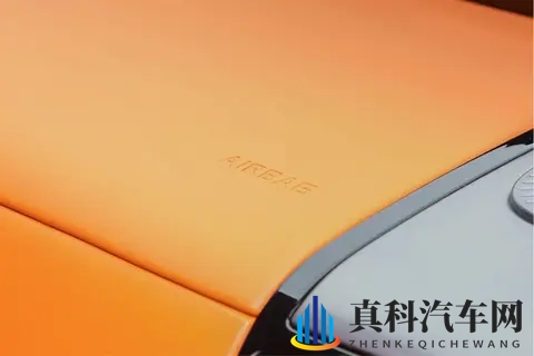 30 万级渡水的方盒子!纵横G700 :馈电油耗 795L,越野家用不纠结-2