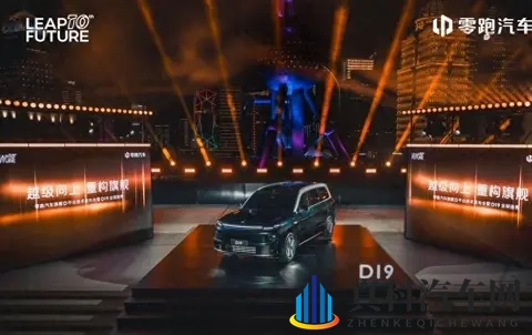 零跑:中产家庭的理性之选,百万台下的速度与温情!-3