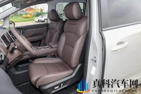 星光730:家用MPV市场的一抹亮色,值得一看-3