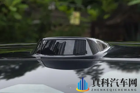 30万内家用MPV新选项!二三排共轨、全系激光雷达,还有惊喜-3