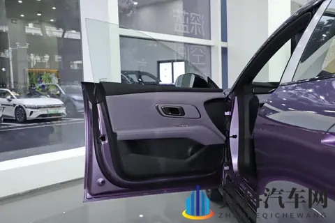 深度体验深蓝L06：15万级轿车市场的一股“务实清流”-1