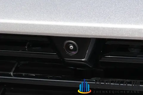 10万级全能选手!试驾第三代领克03,内外升级,性能依旧-1