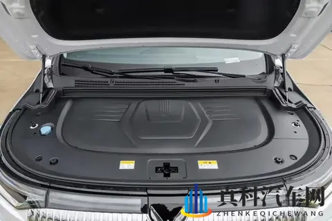 试驾26款岚图梦想家PHEV:30万级MPV,均衡才是王道-1