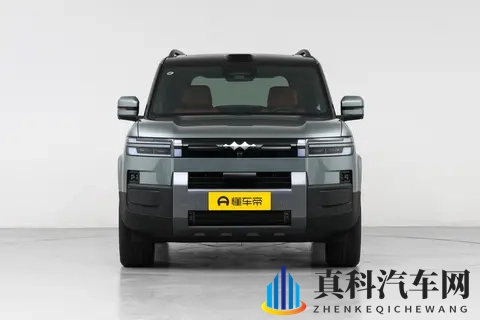 方程豹钛7：五座插混SUV，空间大动力足，家用很合适-3