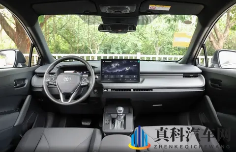 家用SUV绕不开的选择?丰田锋兰达选购指南,省油也省心-3