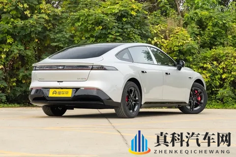 东风奕派eπ007+全系激光雷达+8295芯片，这波堆料太狠了！-2