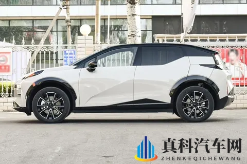 限时1458万元起,新款极氪X正式上市,动力升级续航更长-3