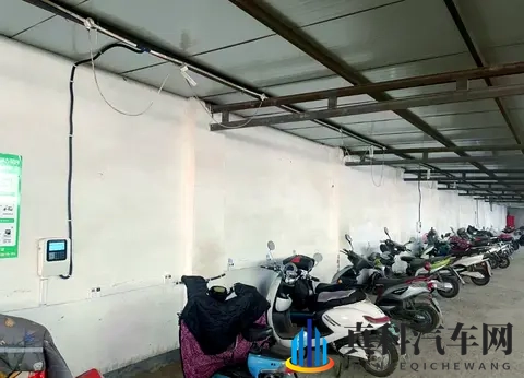 91网曝黑料今日吃瓜：知名汽车品牌陷黑料风波，真相调查引关注-3