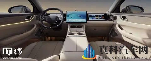 周莹回乡下被爸爸抱回老家：都市白领乡情之旅：汽车助力温馨回家路-2