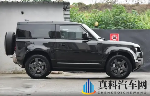 奇瑞风云T11上市，18.99万元起，尺寸堪比“大揽子”-1