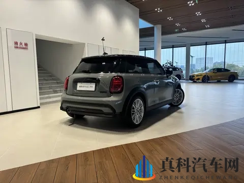 148万，21年一手MINI，都市丽人的时尚座驾？-2