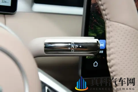 12 万级插混 SUV，聊聊第三代蓝电 E5 PLUS ，它带来了高性价比选择-1