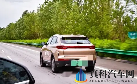 【网通社快报】岚图加入华为超充联盟 充电网络覆盖200余城-1