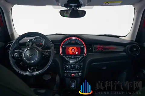 几个W圆梦MINI！2019款COOPER，精致小资女首选？-2