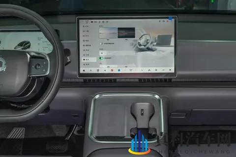 试驾2026款零跑C16：中大型SUV的空间舒适性，15万元就能拥有？-3