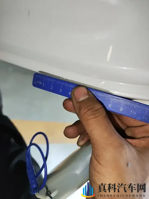 比亚迪宋家族焕新：混动SUV市场再掀价值革命-1