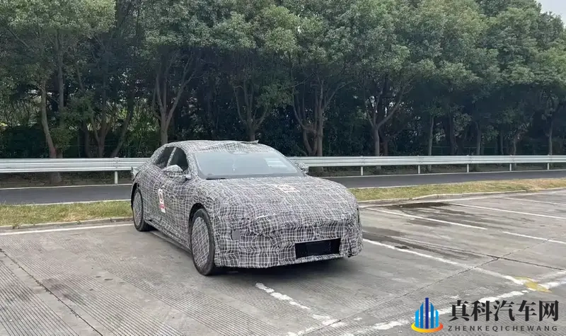 阿维塔06猎装版谍照曝光-1