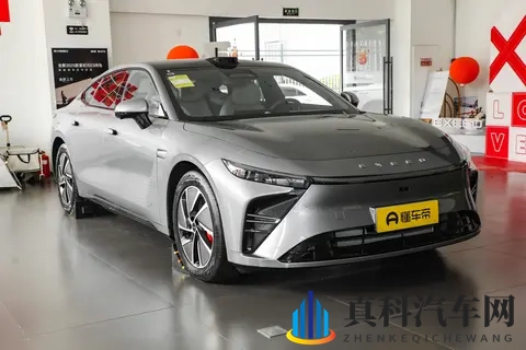 星纪元ES增程版Ultra四驱旗舰：重新定义中大型纯电轿车的均衡性-1