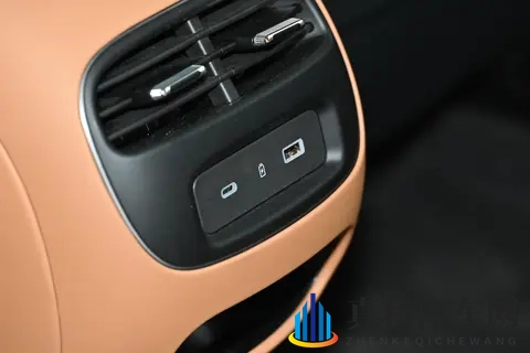 新奢电混大五座SUV,空间大能耗低,全新smart#5EHD超级电混上市-1